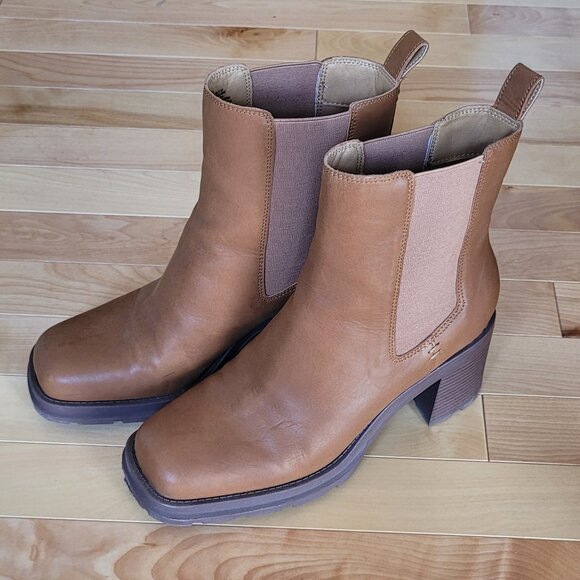 SOLD - Leather Chelsea Boot - Picture 5 of 12